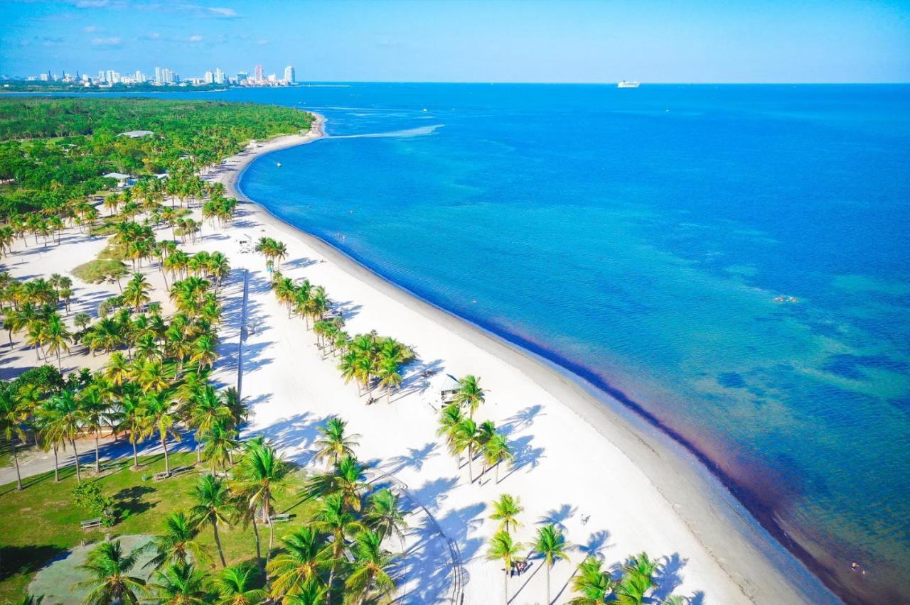 Intimate Casita Mia Minutes Away From Airport, Calle 8, Brickell, Coral Gables, The Beach And More! Маямі Екстер'єр фото